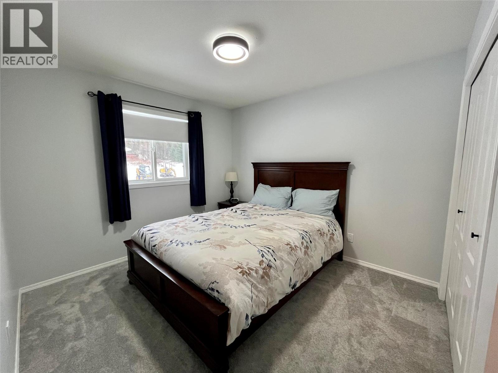 213 Burton School Road, Burton