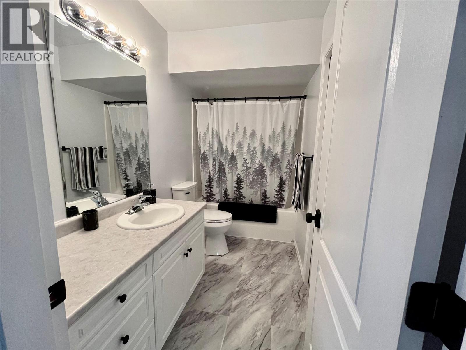 213 Burton School Road, Burton