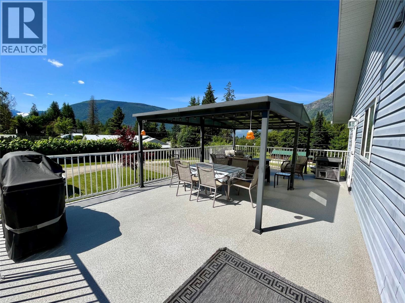 213 Burton School Road, Burton