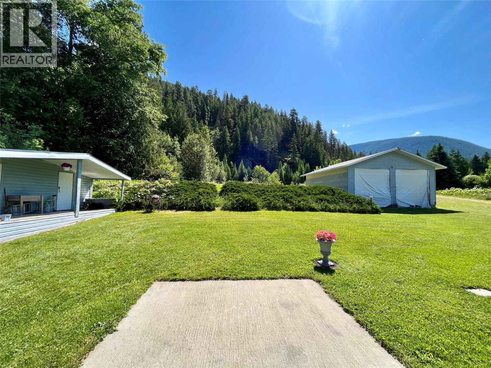 213 Burton School Road, Burton