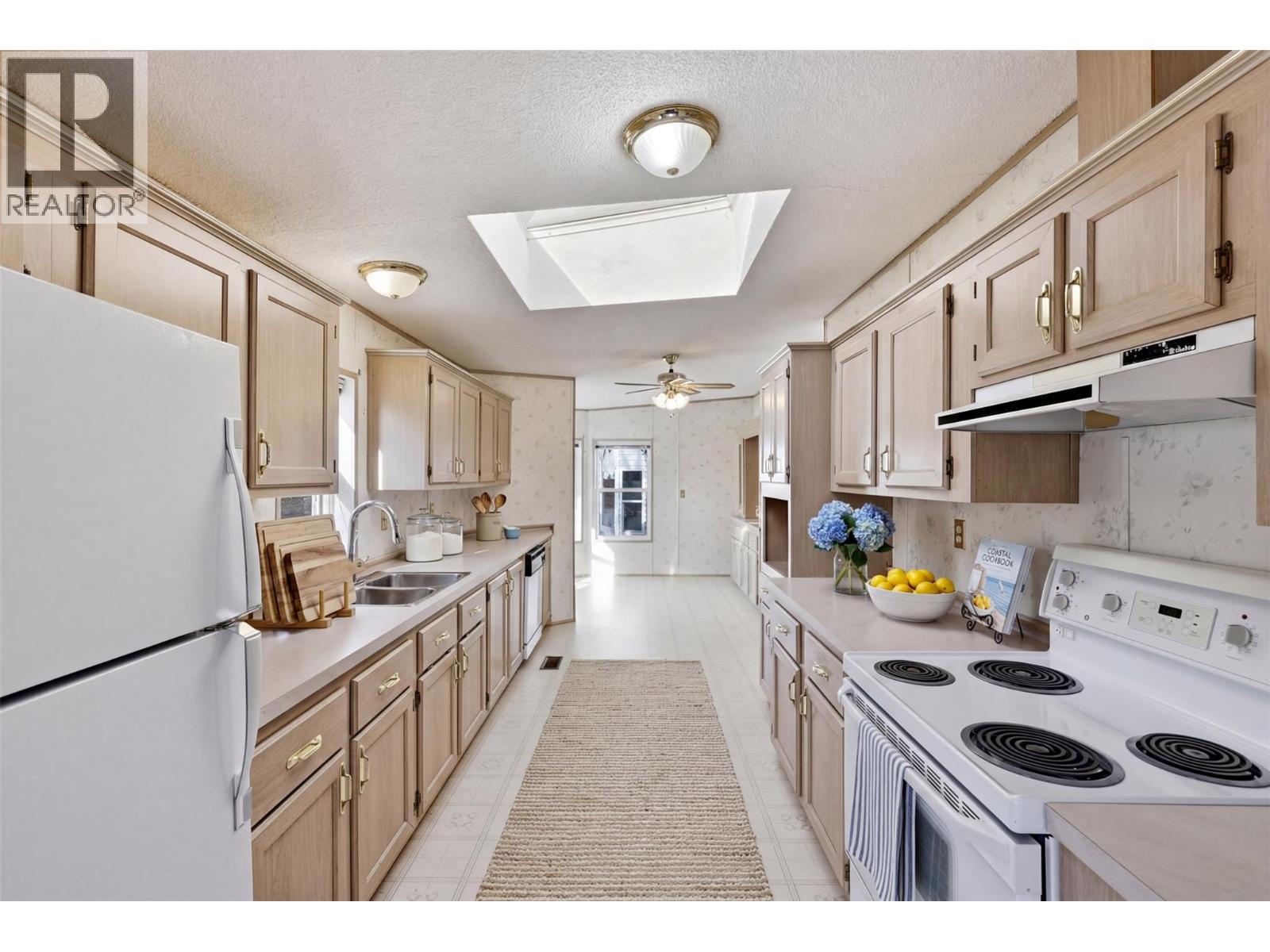 1555 Howe Street Unit# 15, Kamloops