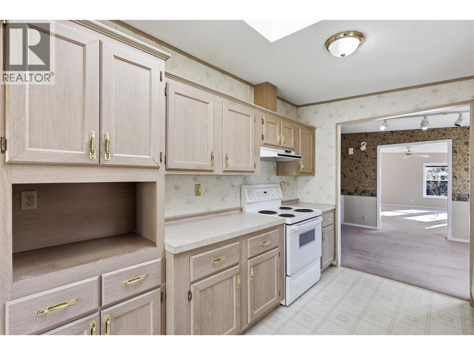 1555 Howe Street Unit# 15, Kamloops