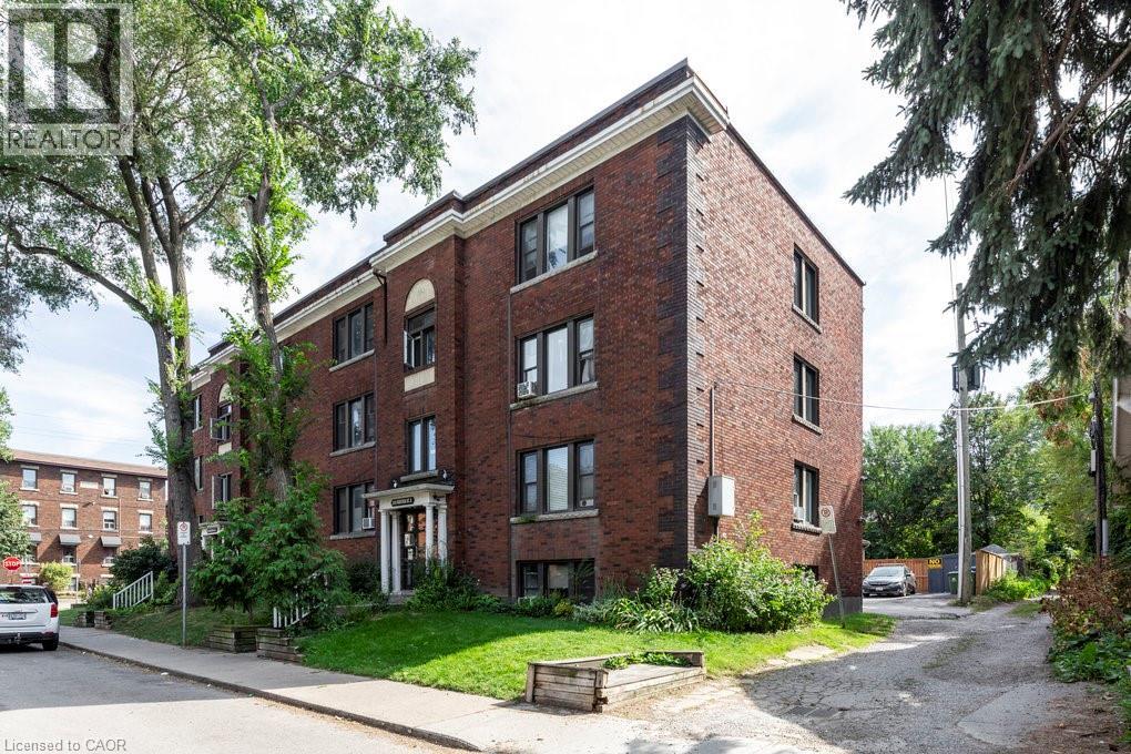 #1 352 HUNTER Street E - 1