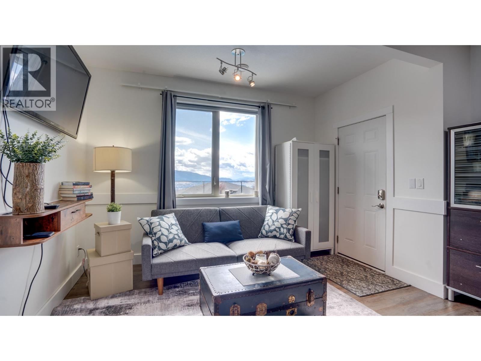 7193 Apex Drive, Vernon