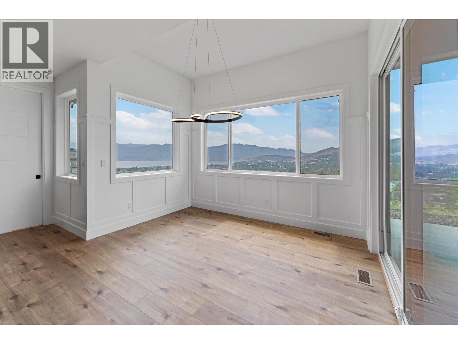 2871 Copper Ridge Drive, West Kelowna
