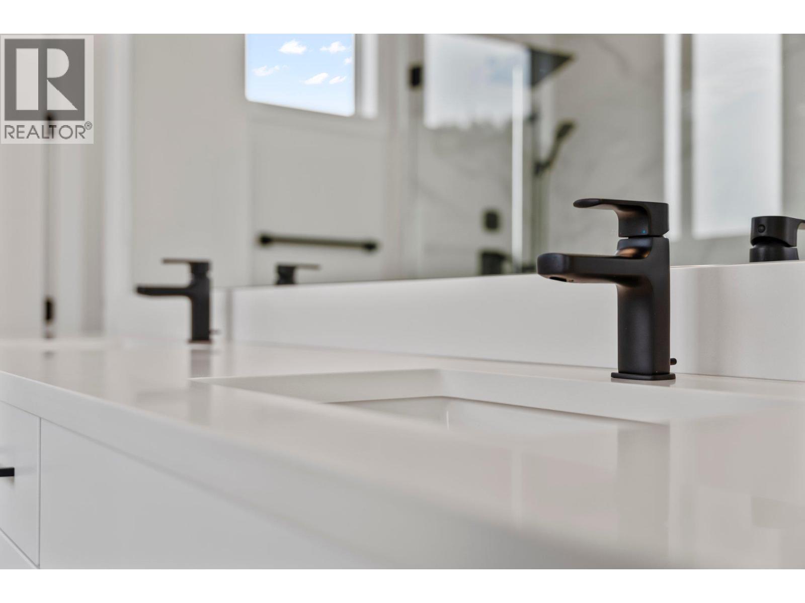 2871 Copper Ridge Drive, West Kelowna