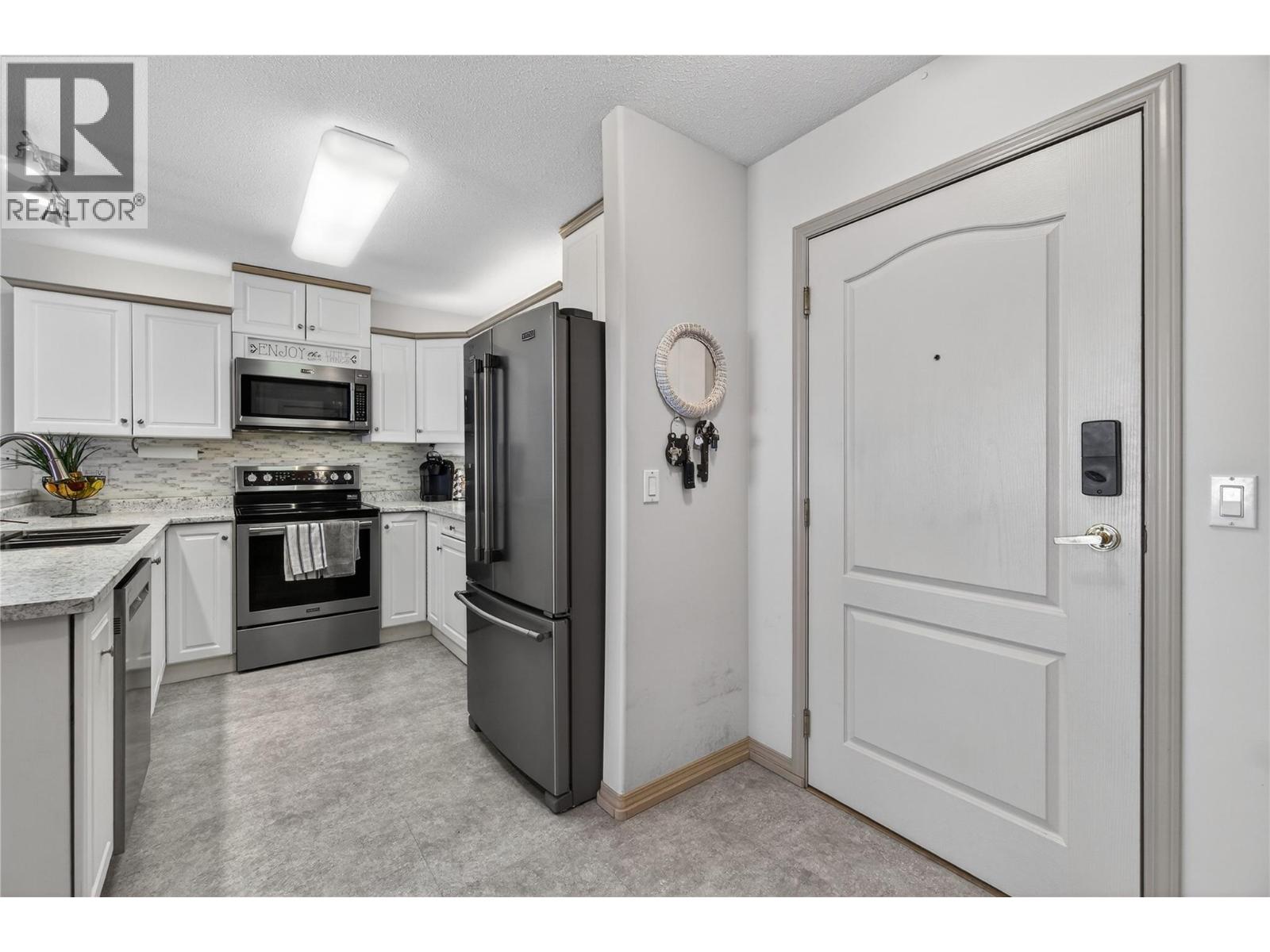 1002 Riverside Avenue Unit# 314, Sicamous