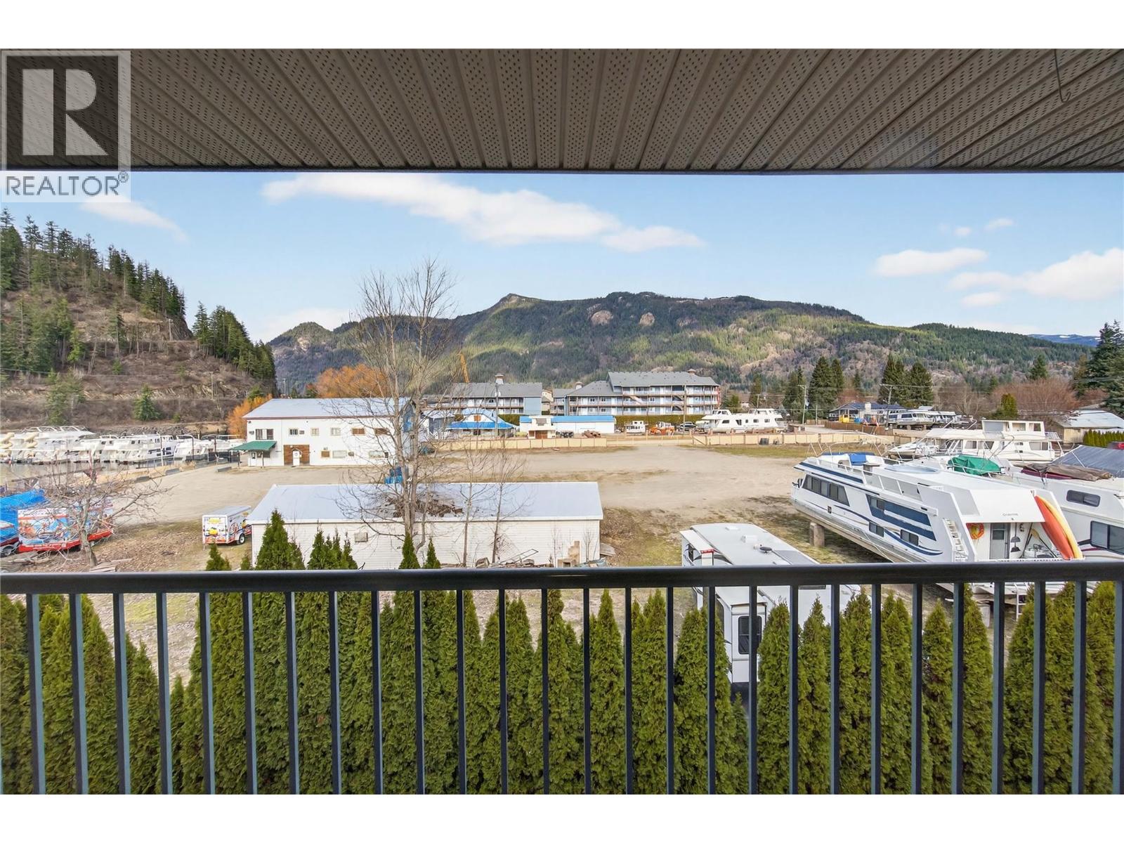 1002 Riverside Avenue Unit# 314, Sicamous