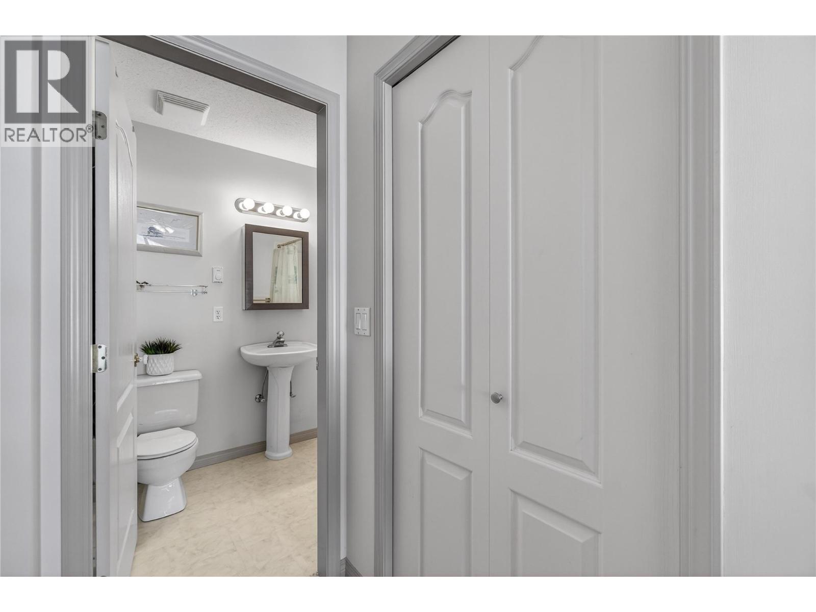 1002 Riverside Avenue Unit# 314, Sicamous