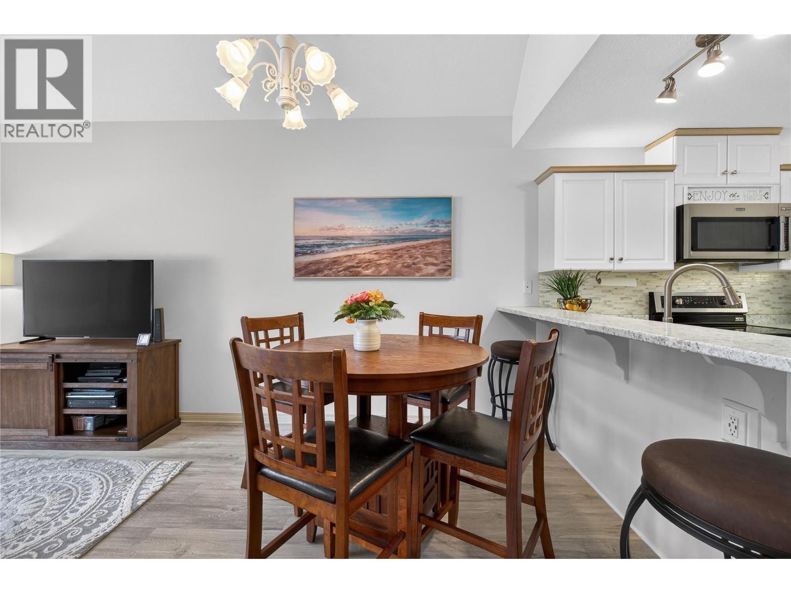 1002 Riverside Avenue Unit# 314, Sicamous