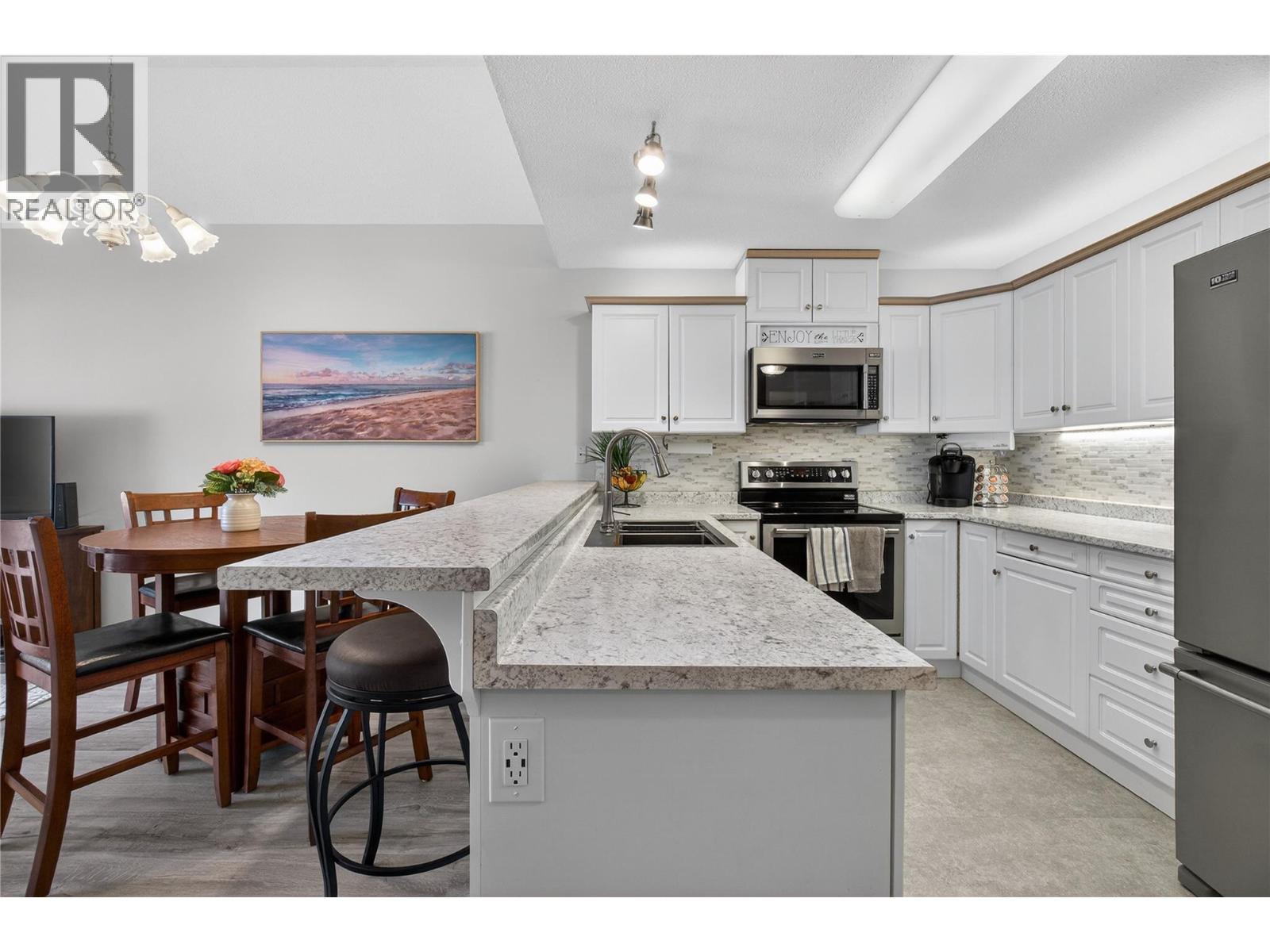 1002 Riverside Avenue Unit# 314, Sicamous