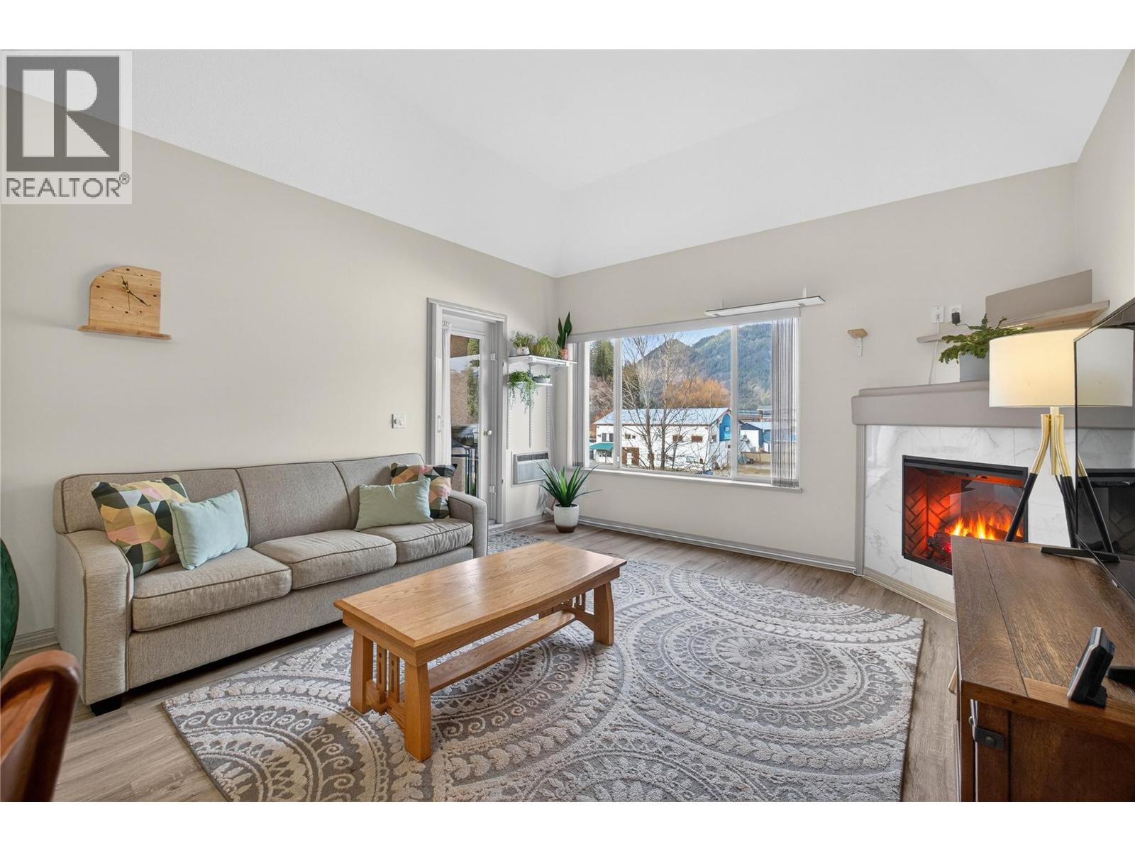 1002 Riverside Avenue Unit# 314, Sicamous