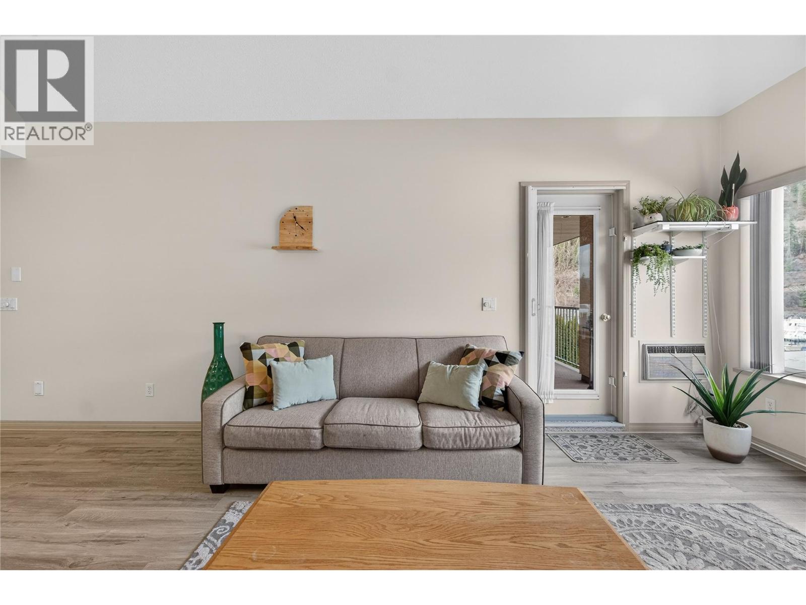 1002 Riverside Avenue Unit# 314, Sicamous