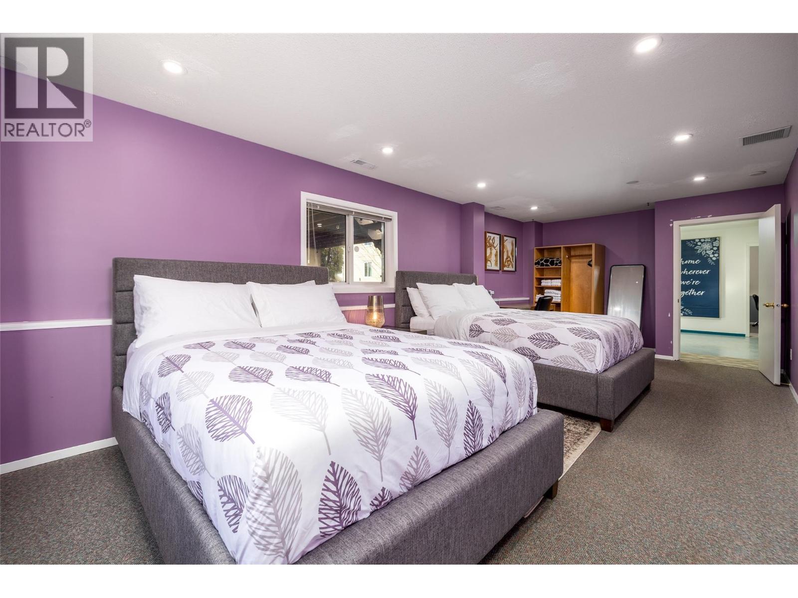 2056 Pandosy Street, Kelowna