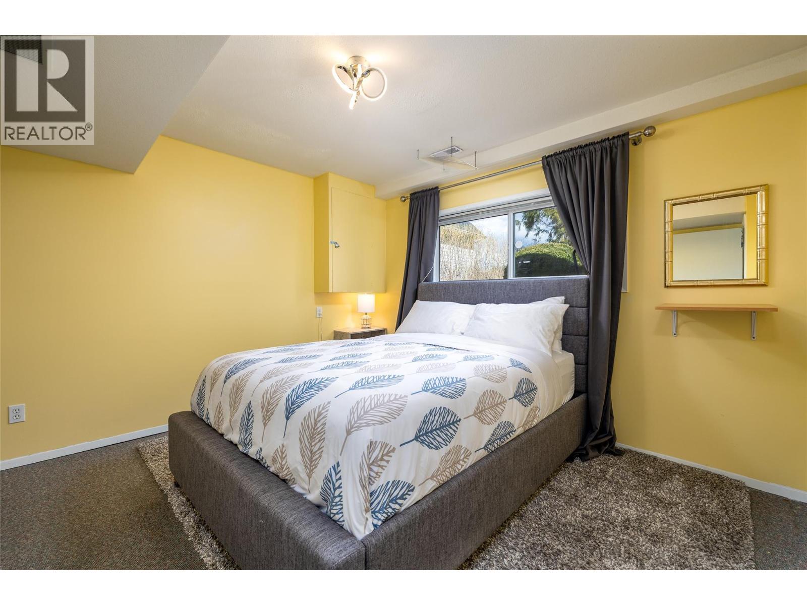 2056 Pandosy Street, Kelowna