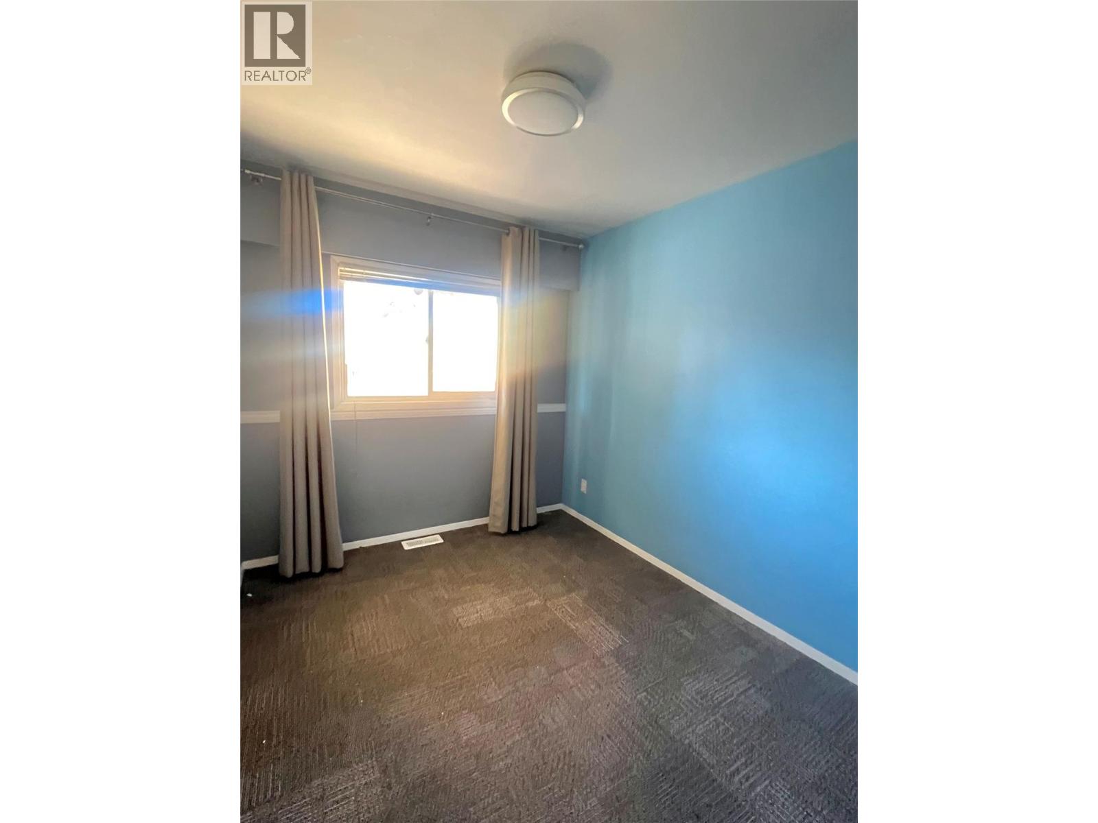 2056 Pandosy Street, Kelowna