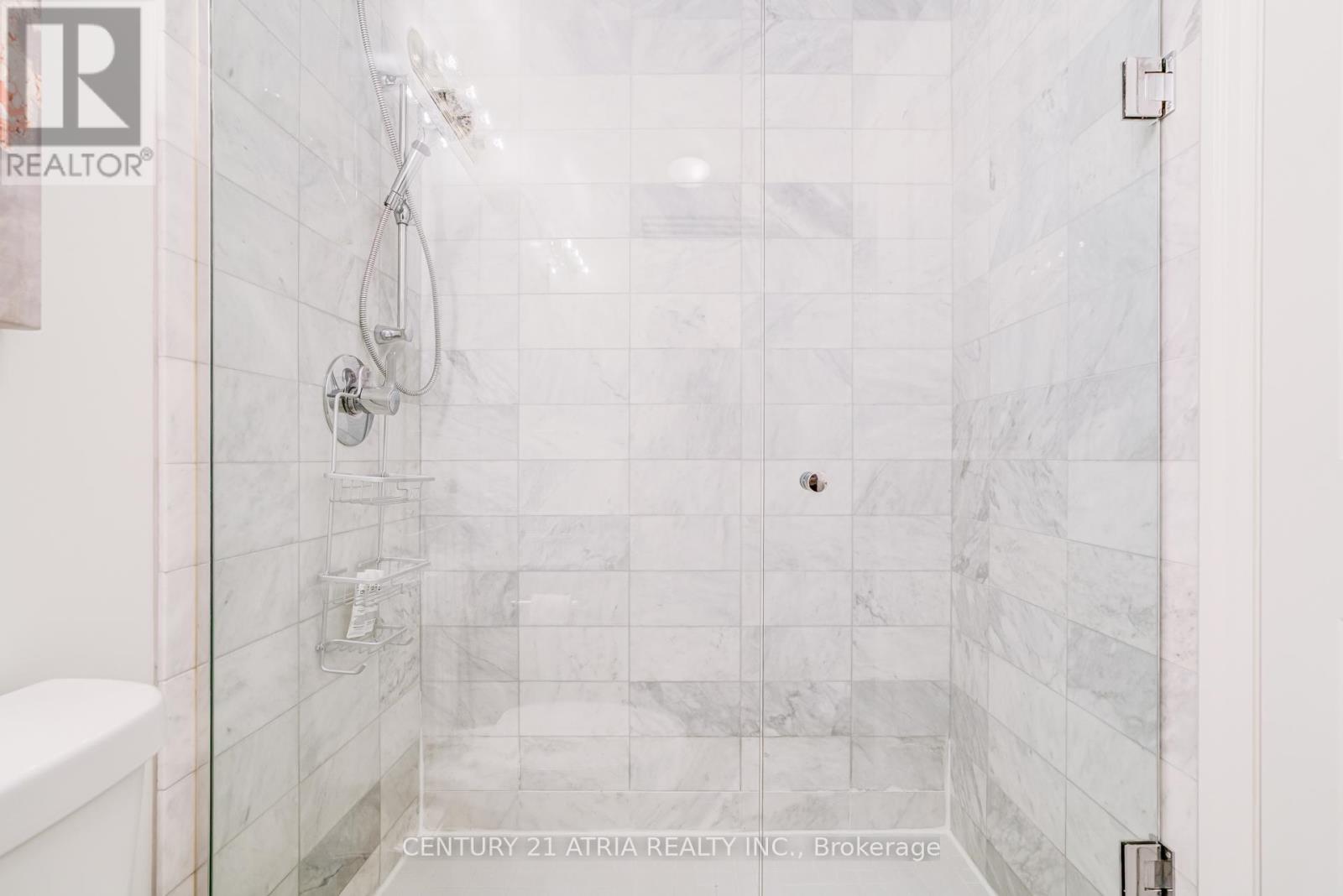 #101 17 RUDDINGTON DRIVE - 24