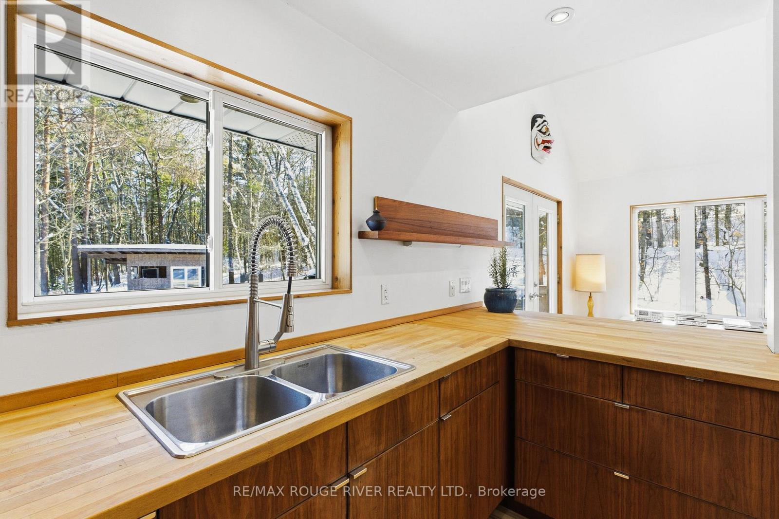 377 CLARKSON ROAD - 12