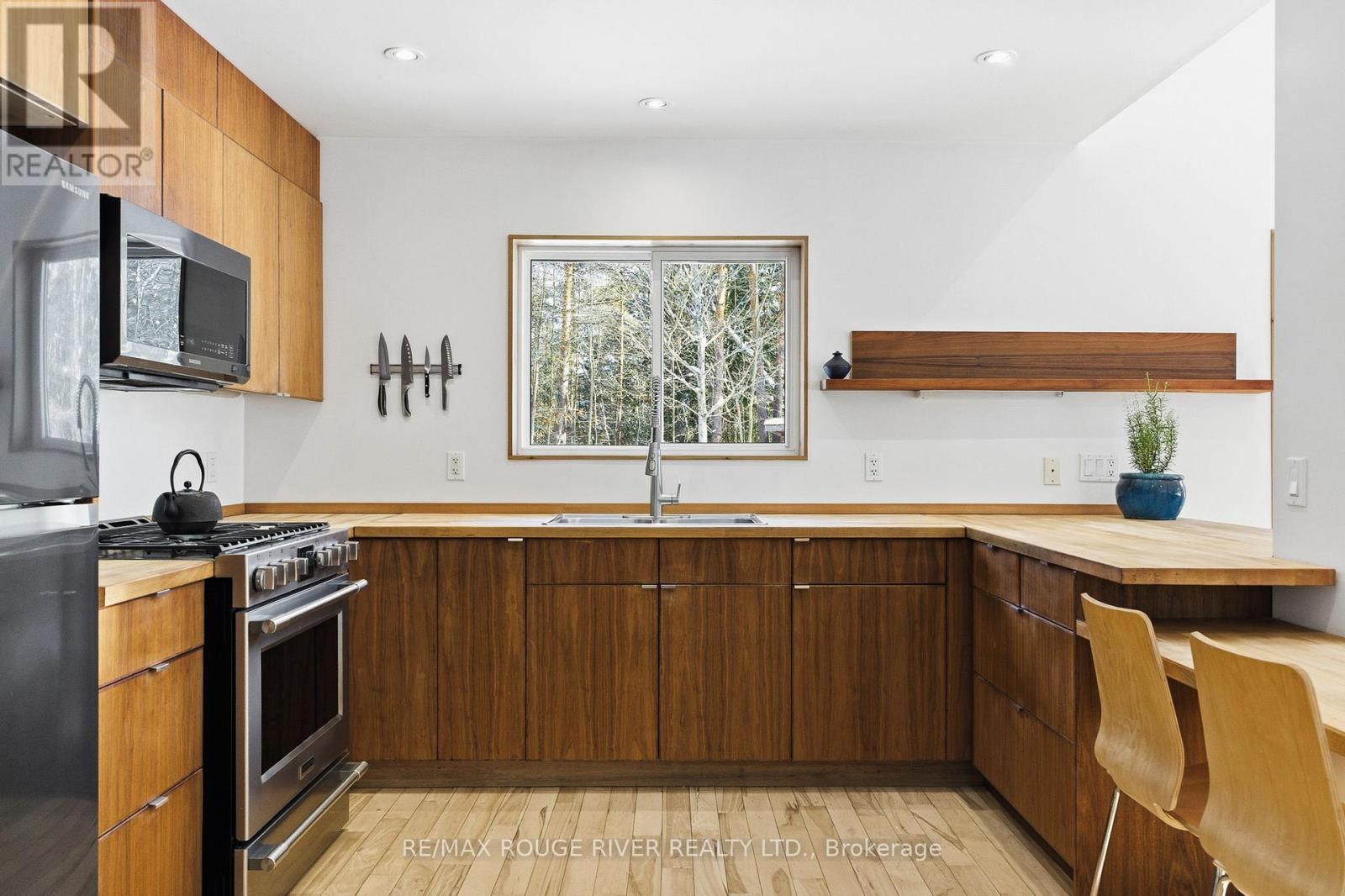 377 CLARKSON ROAD - 9