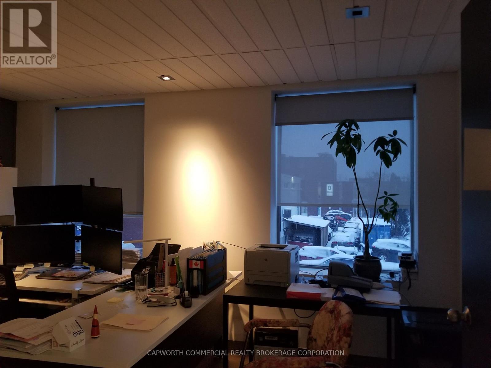 4 Bath Industrial for Rent in Ottawa – 1479 LAPERRIERE AVENUE, Ottawa – MLS# X12839078 - Image 44