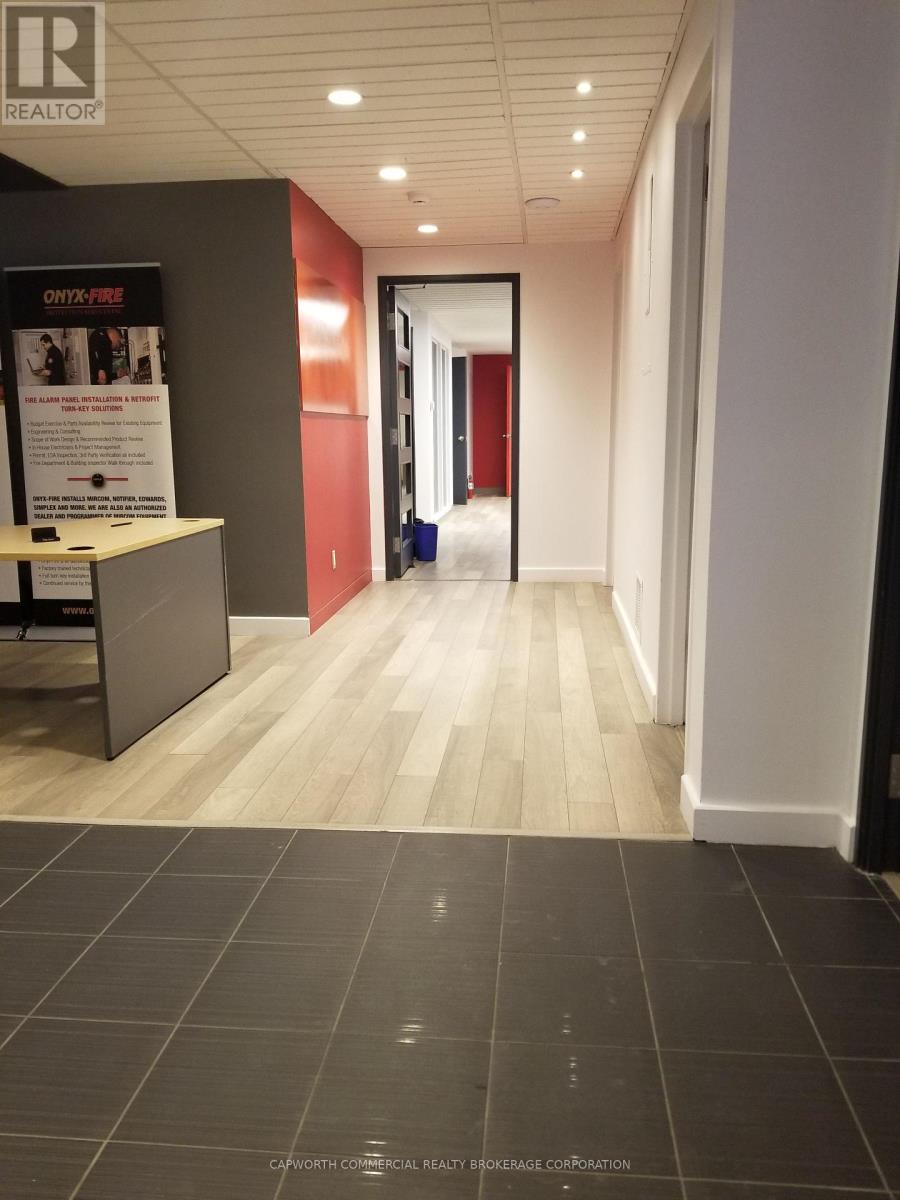 4 Bath Industrial for Rent in Ottawa – 1479 LAPERRIERE AVENUE, Ottawa – MLS# X12839078 - Image 9