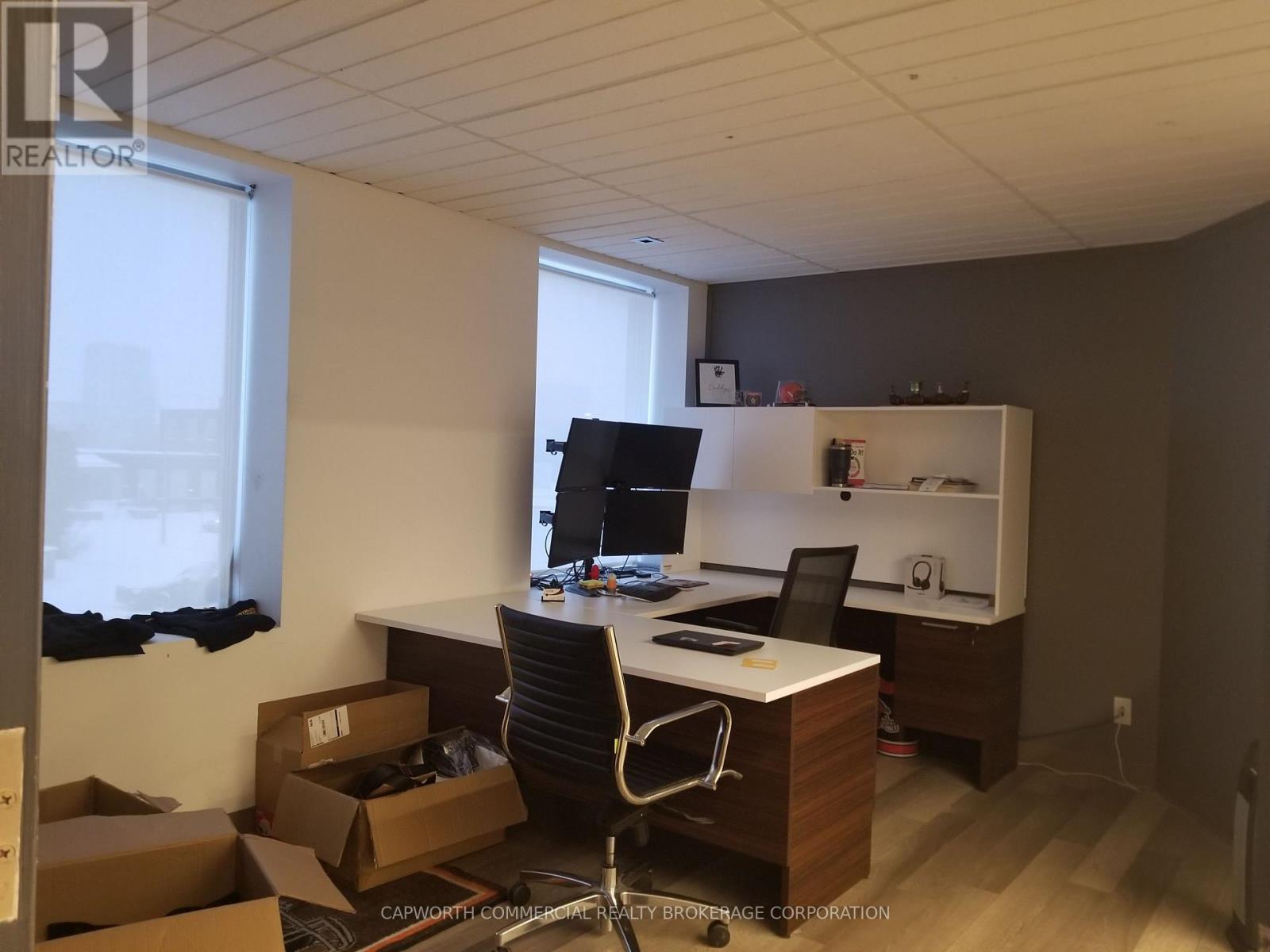 4 Bath Industrial for Rent in Ottawa – 1479 LAPERRIERE AVENUE, Ottawa – MLS# X12839078 - Image 7