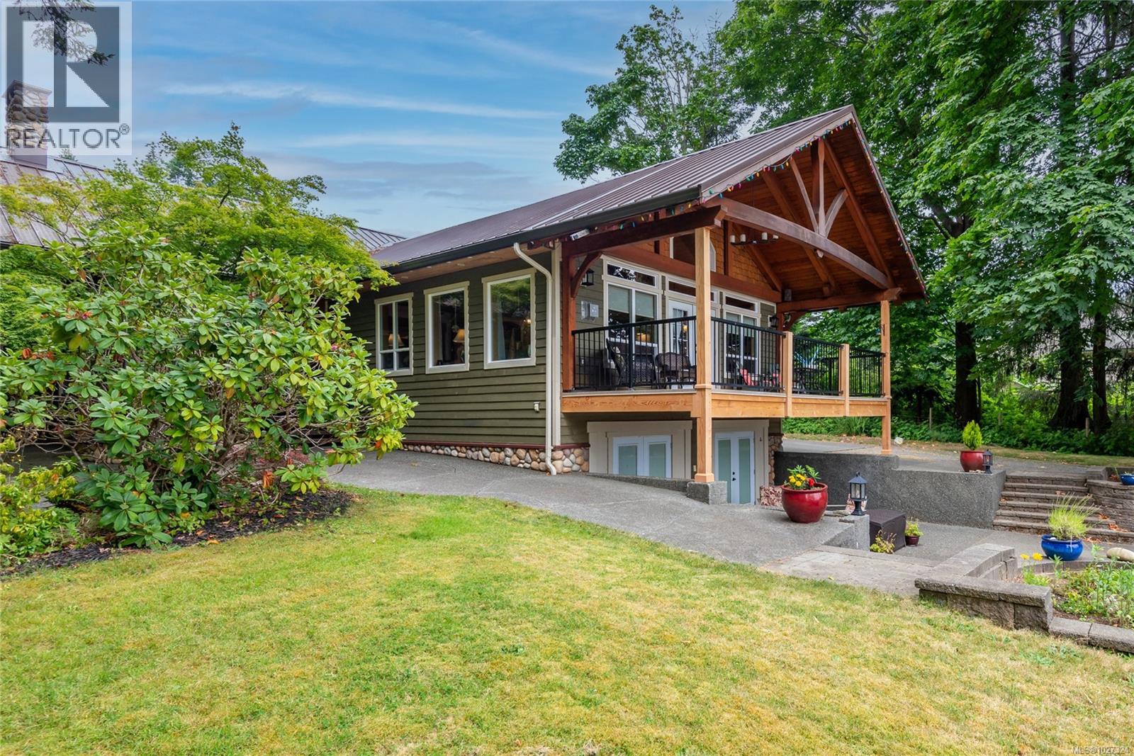 8947 Clarkson Ave, Black Creek