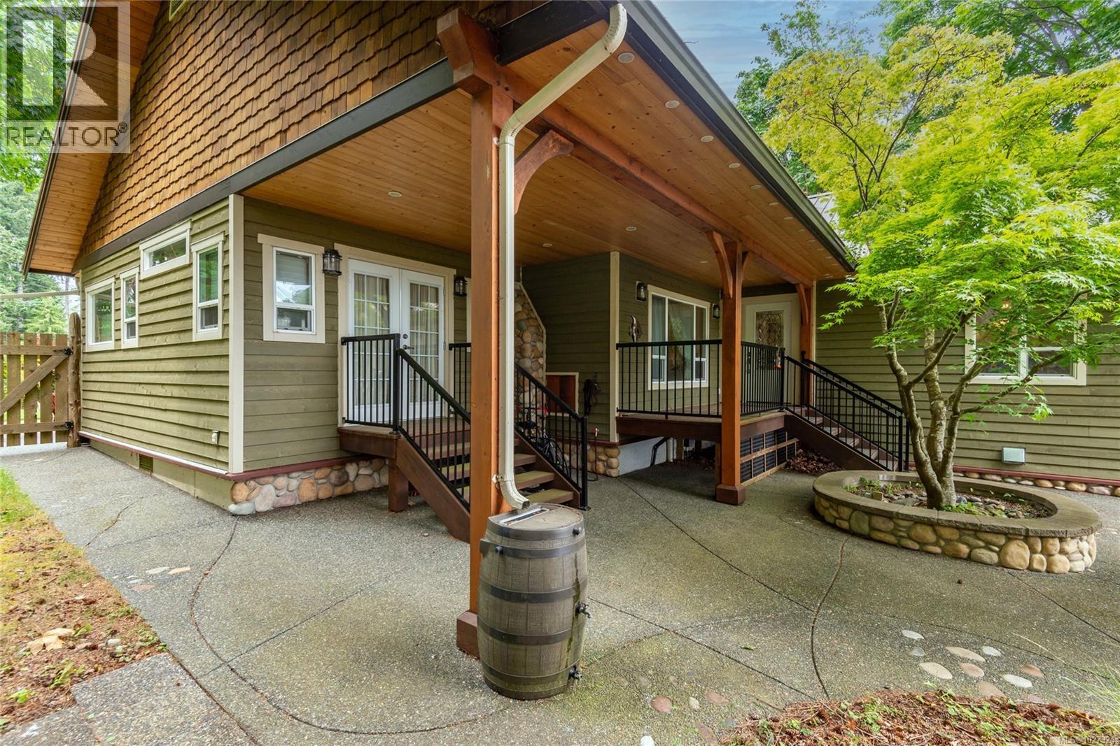 8947 Clarkson Ave - 4