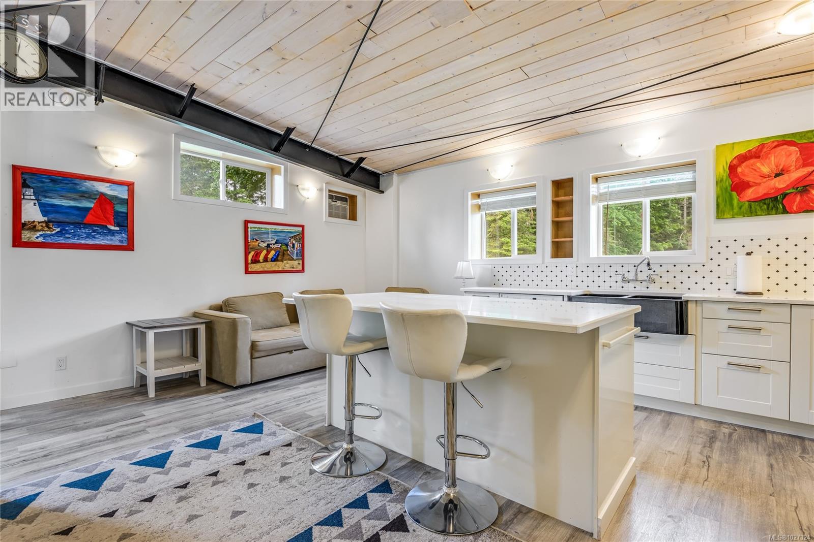 8947 Clarkson Ave, Black Creek