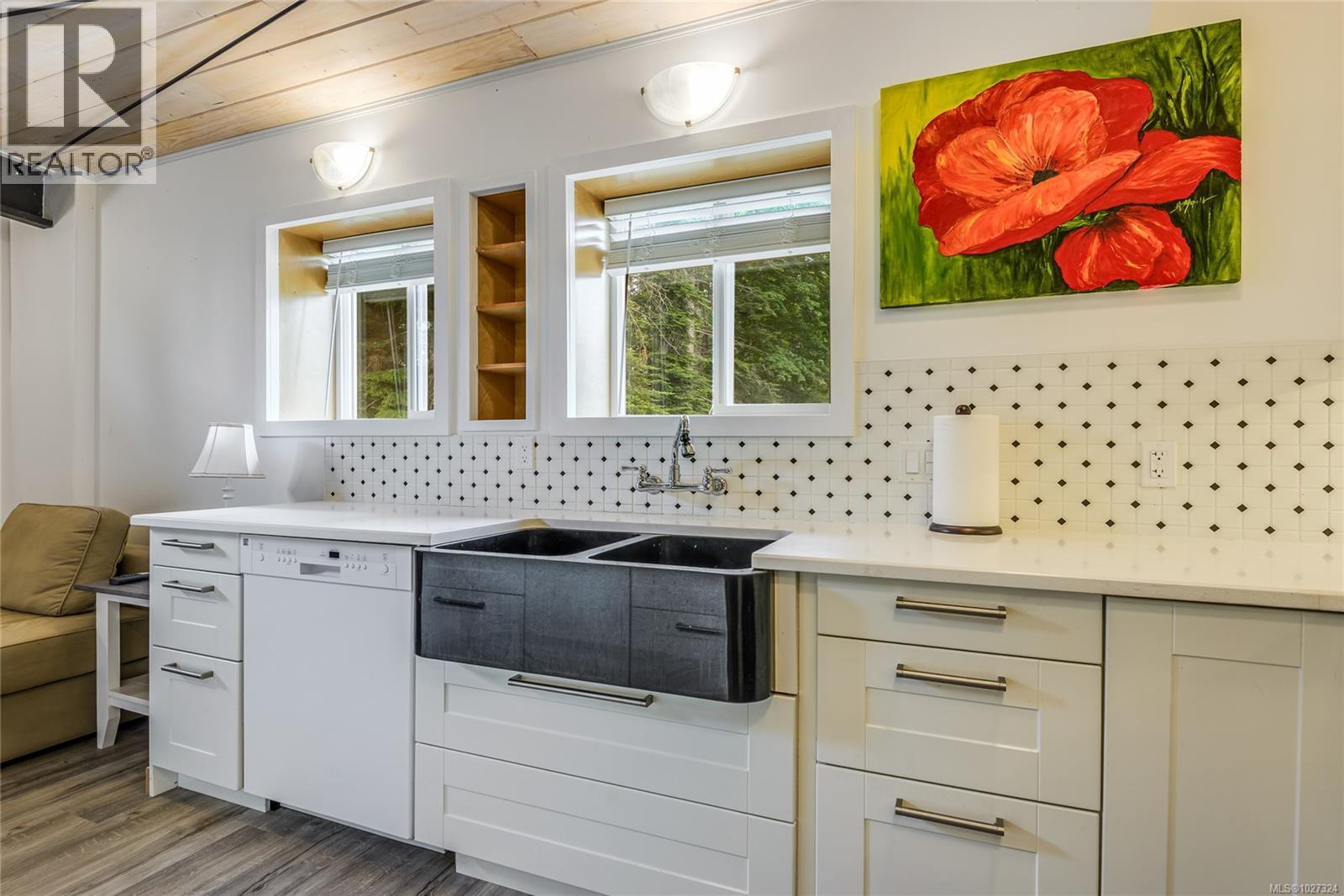 8947 Clarkson Ave, Black Creek