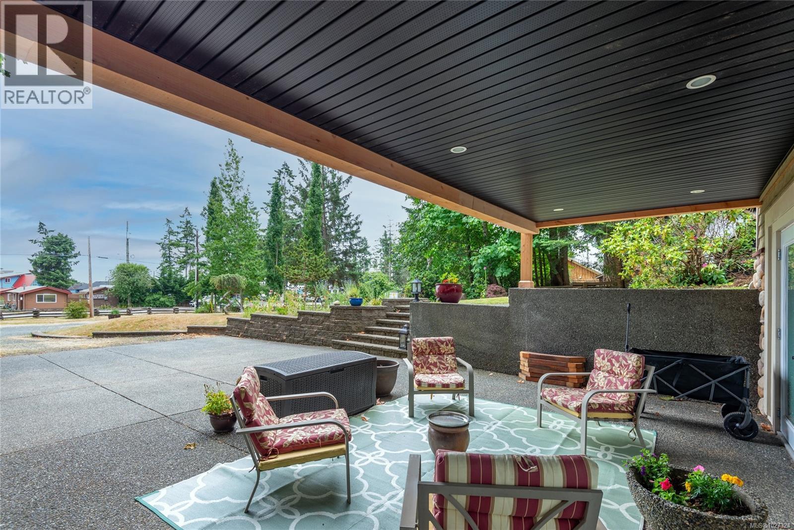 8947 Clarkson Ave, Black Creek