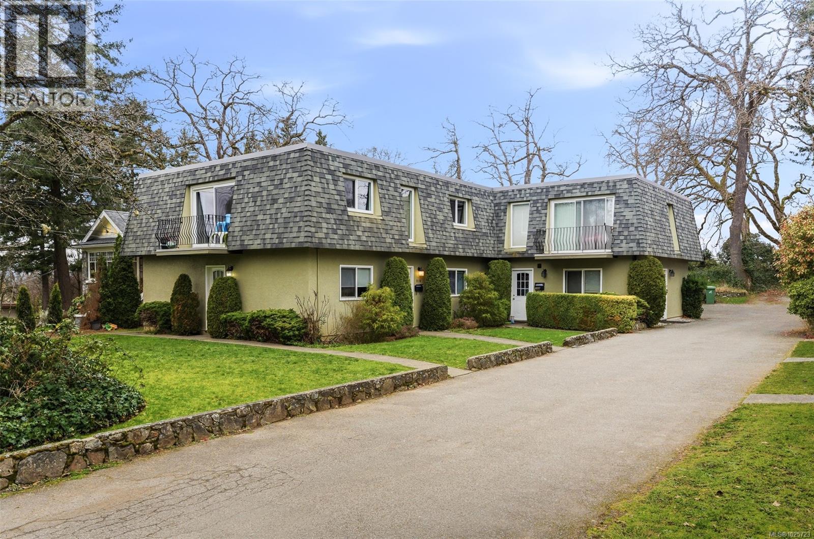  1178/1180 Tattersall Drive, Saanich