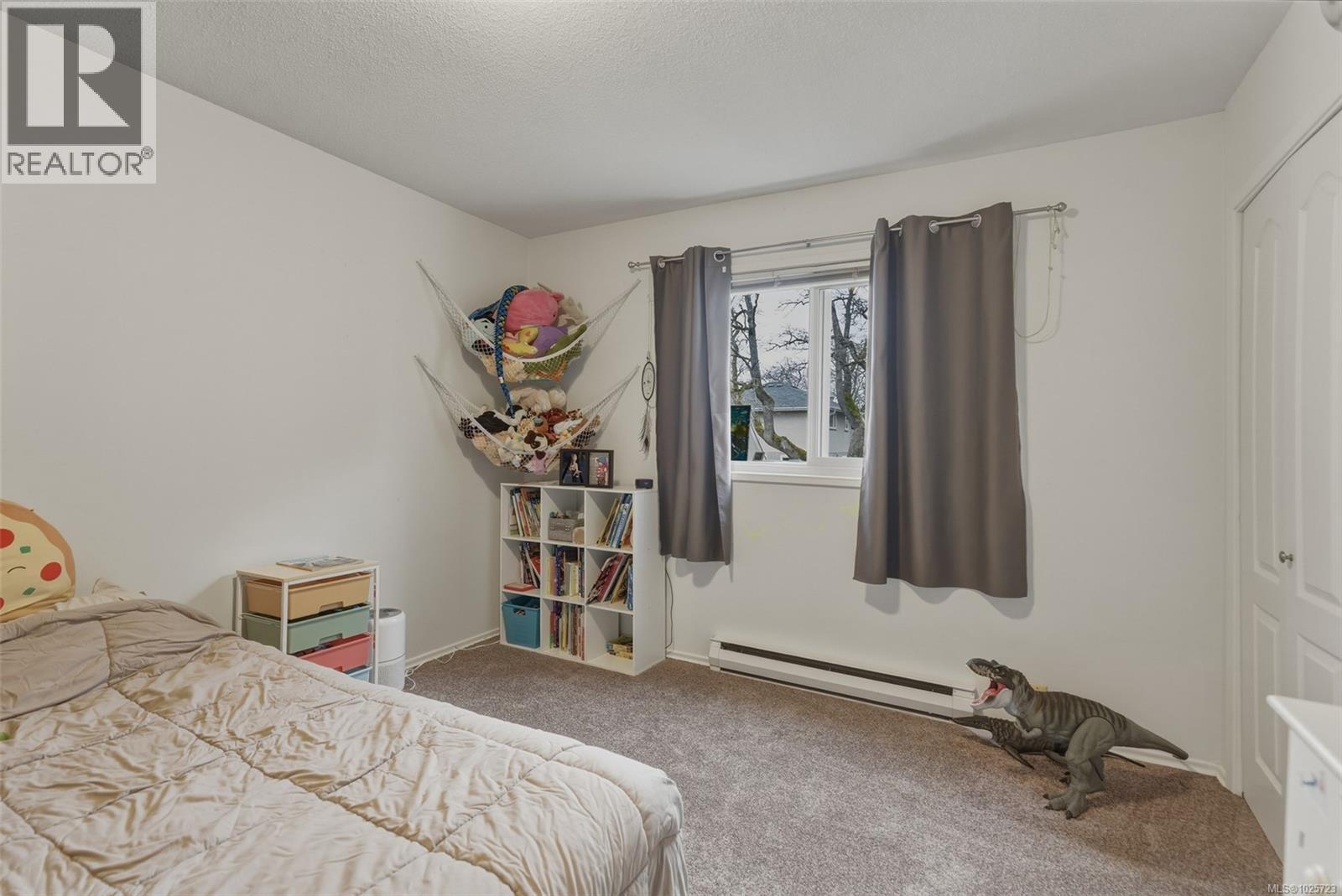 1178/1180 Tattersall Dr, Saanich