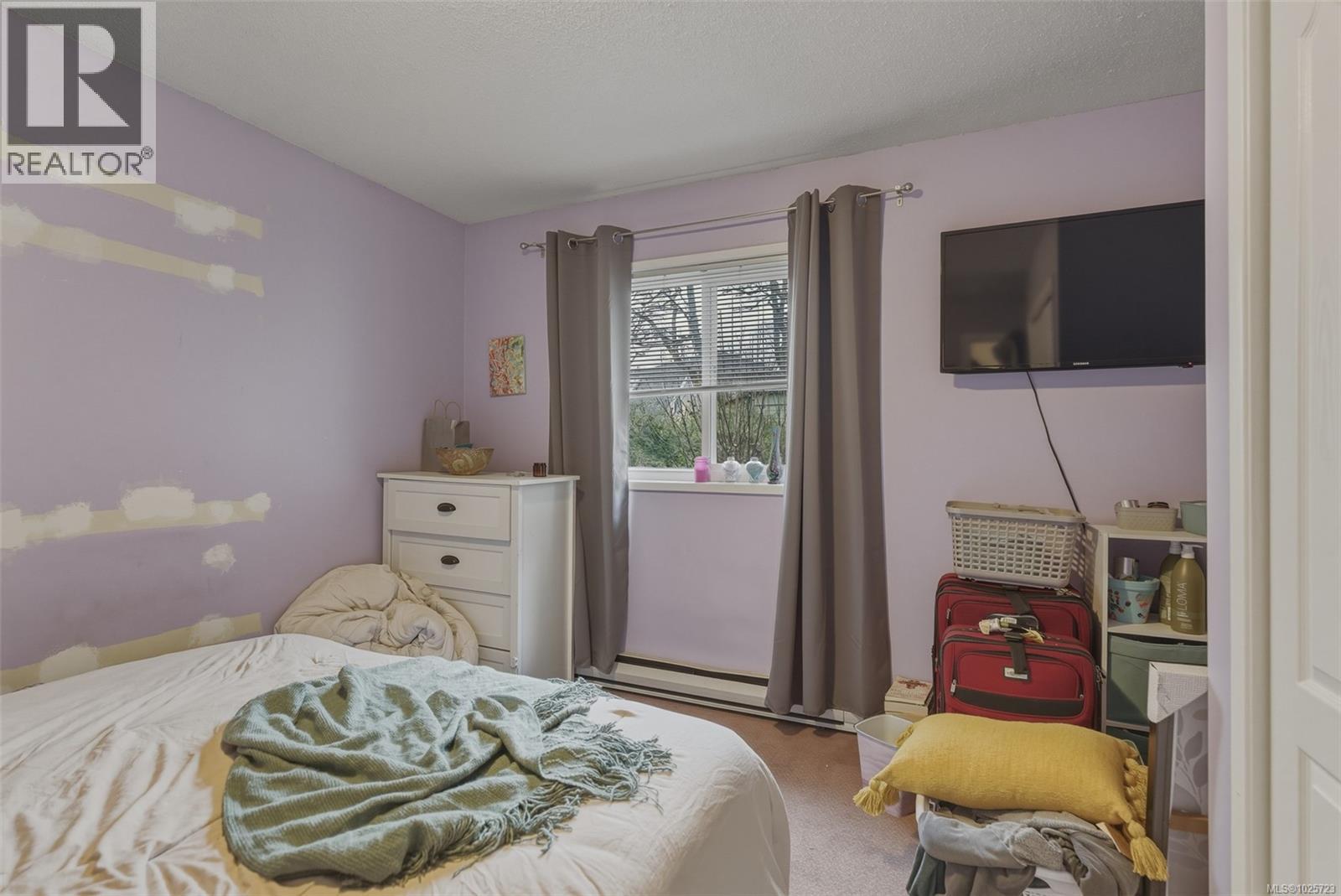 1178/1180 Tattersall Dr, Saanich