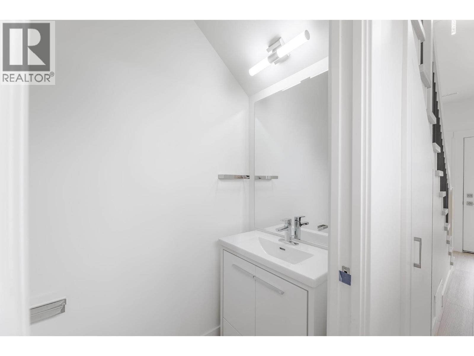 396 11th Avenue - 8