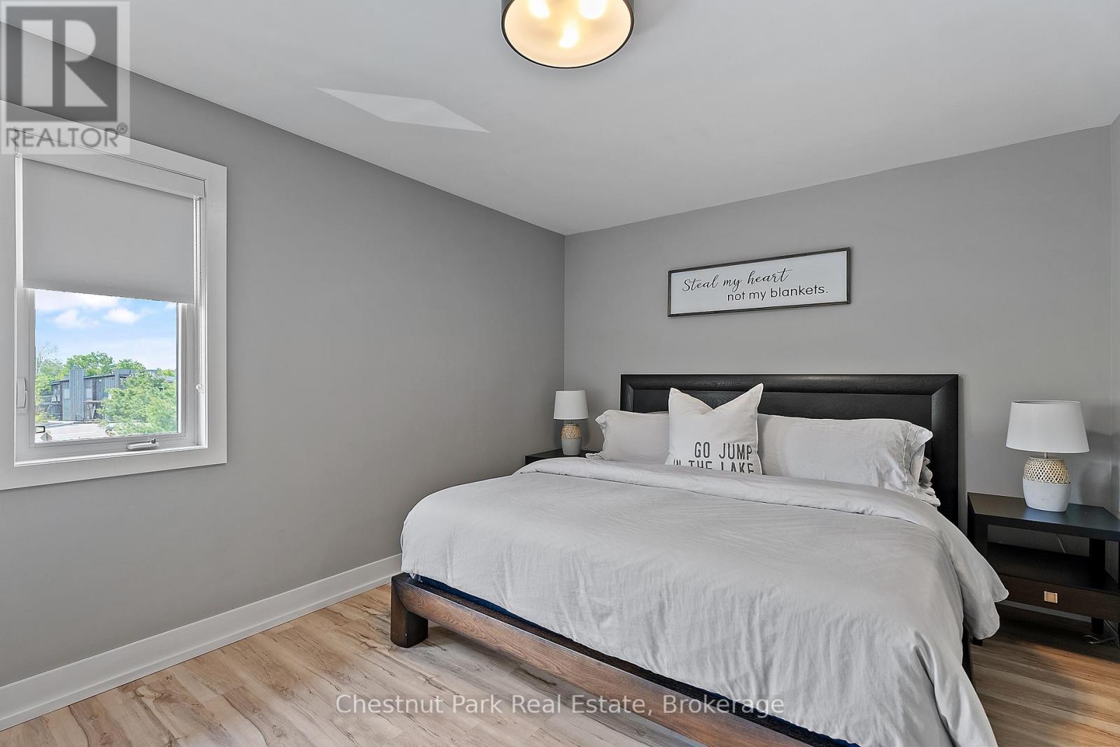 61 ROCKMOUNT CRESCENT - 15