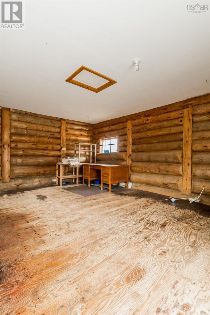 232 Forest Glade Road - 10