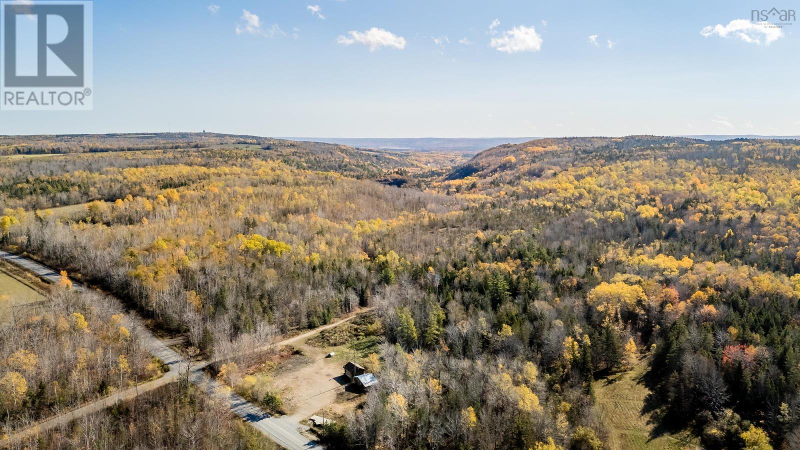 232 Forest Glade Road - 26