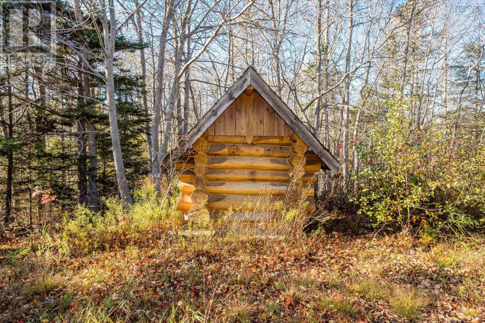 232 Forest Glade Road - 14