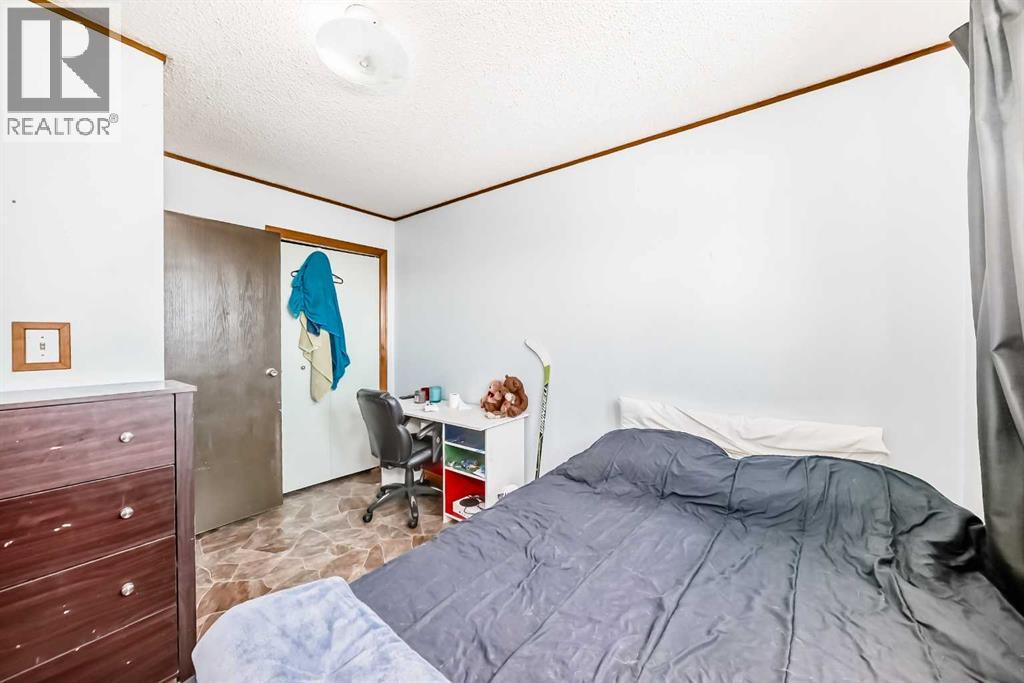 4105 53 Avenue, Innisfail