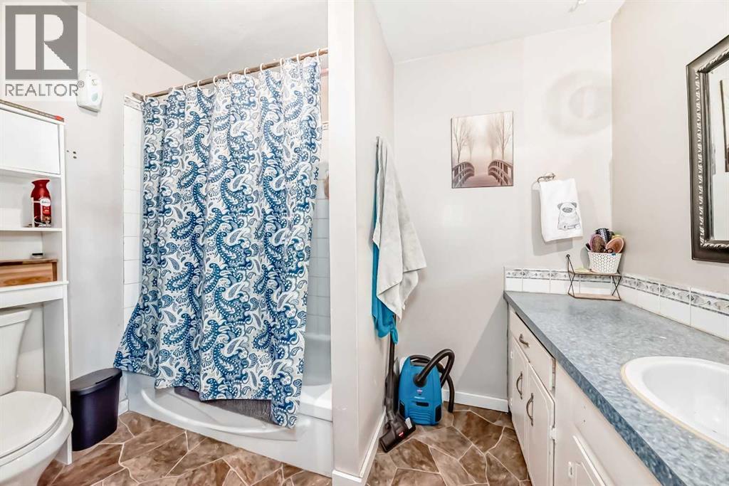 4105 53 Avenue, Innisfail