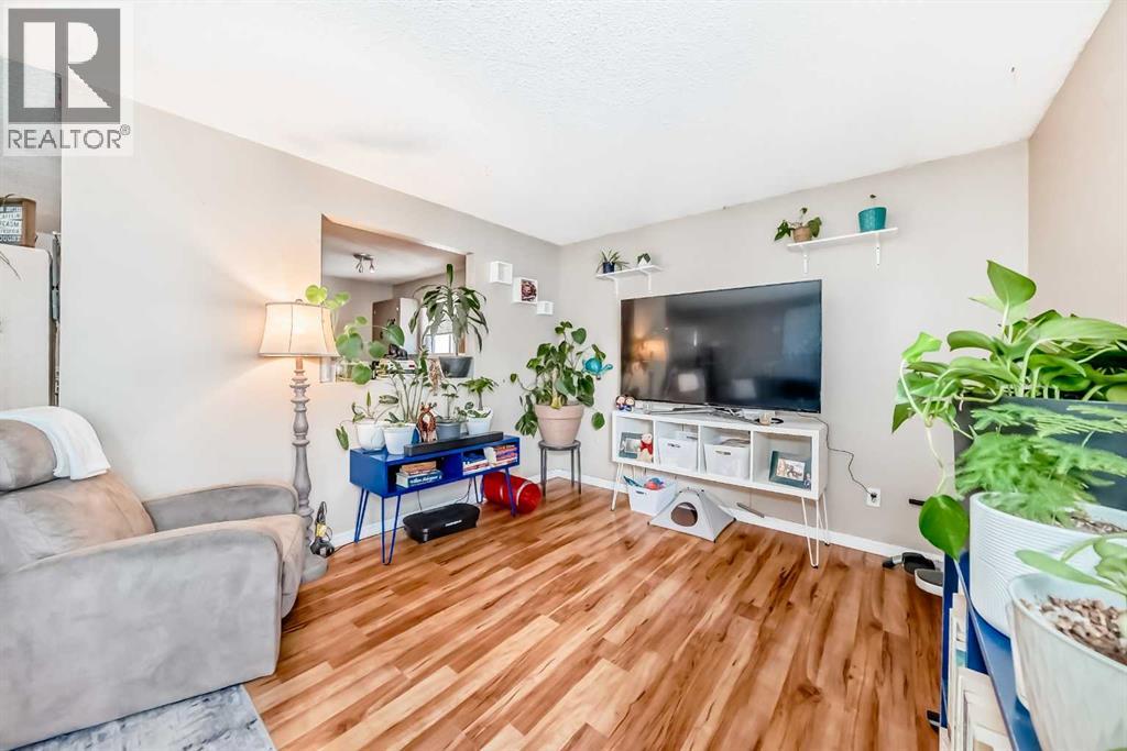 4105 53 Avenue, Innisfail