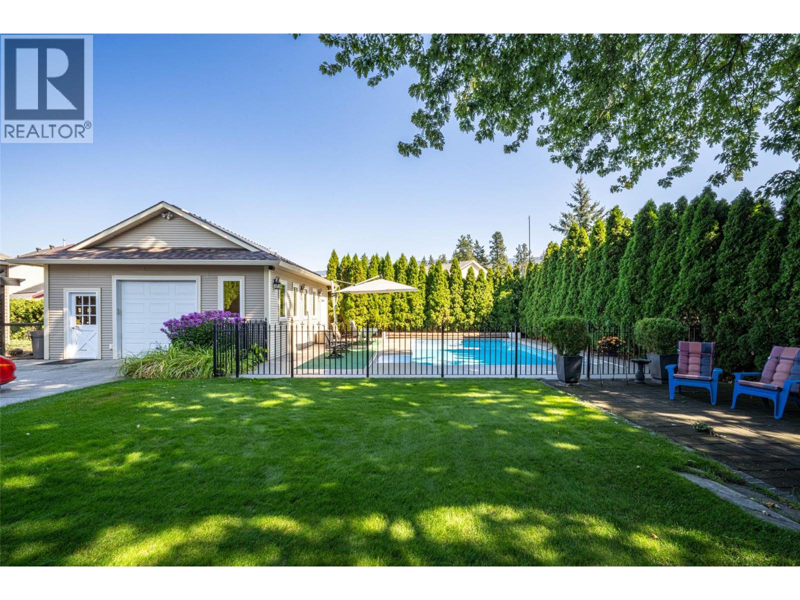 2540 Colony Street, Armstrong