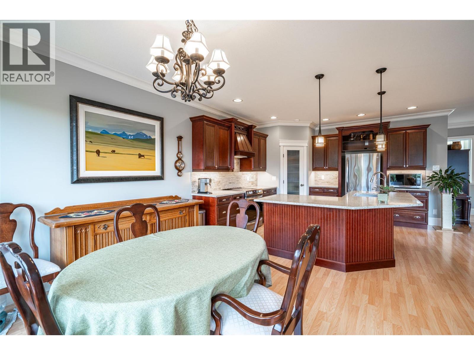 2540 Colony Street, Armstrong