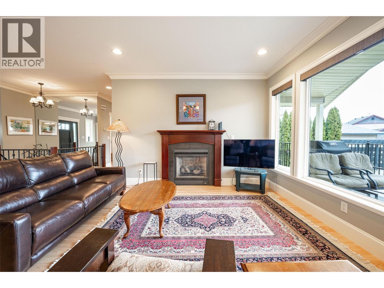 2540 Colony Street, Armstrong