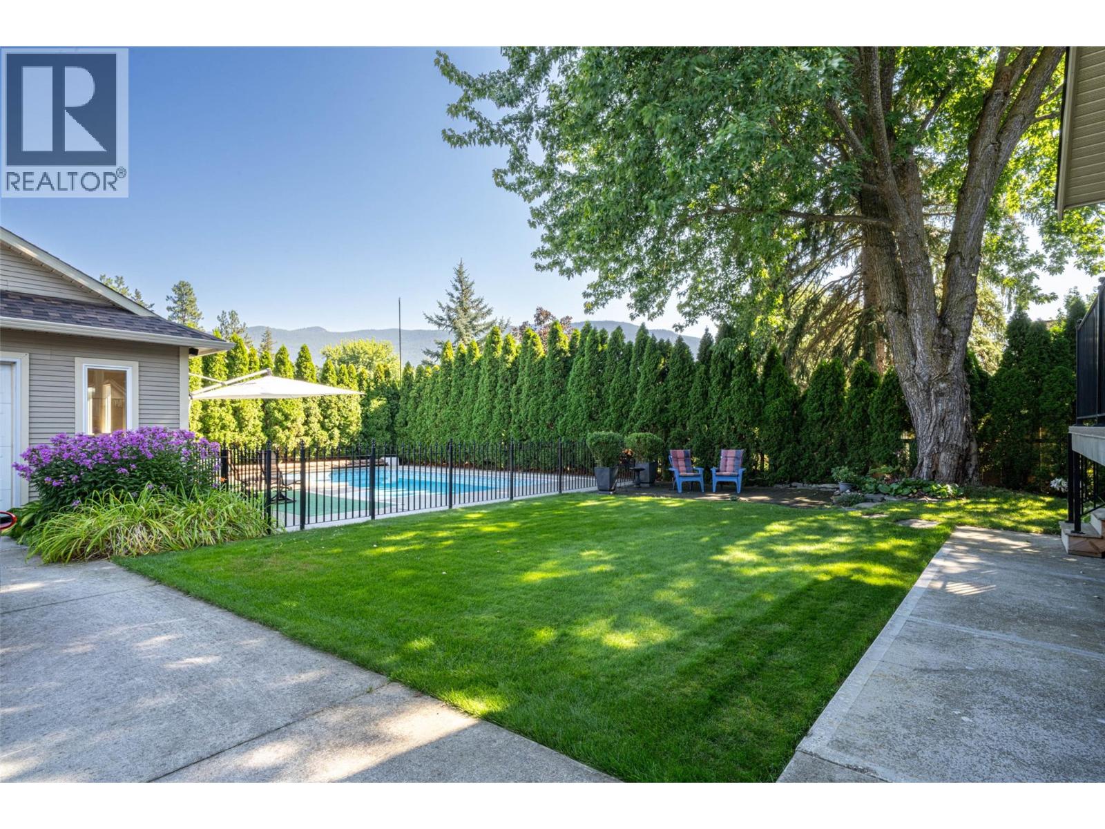 2540 Colony Street, Armstrong