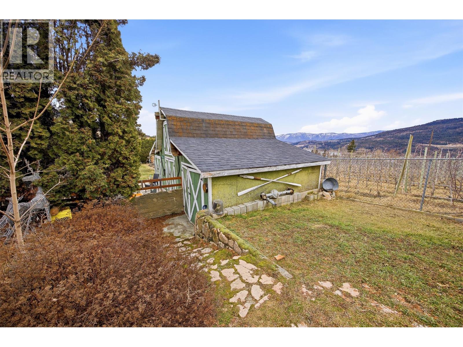 14286 Harmen Road, Lake Country