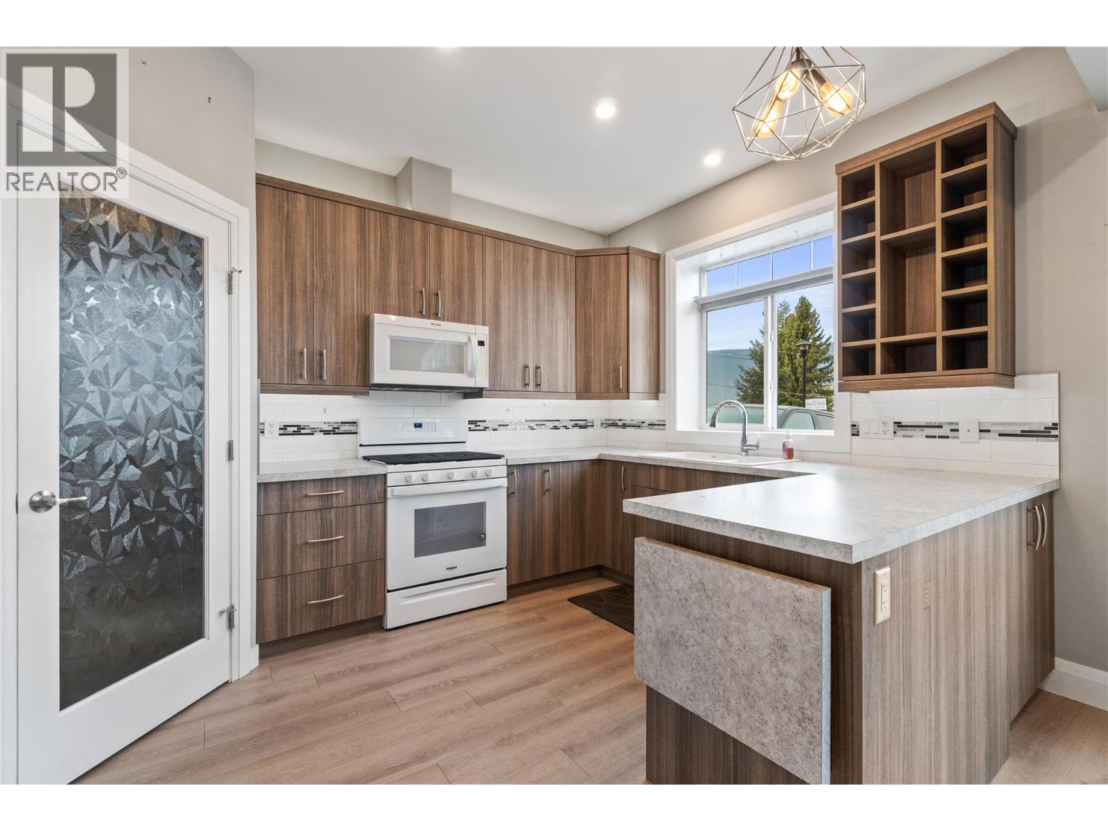 1070 1 Street SE Unit# 37, Salmon Arm