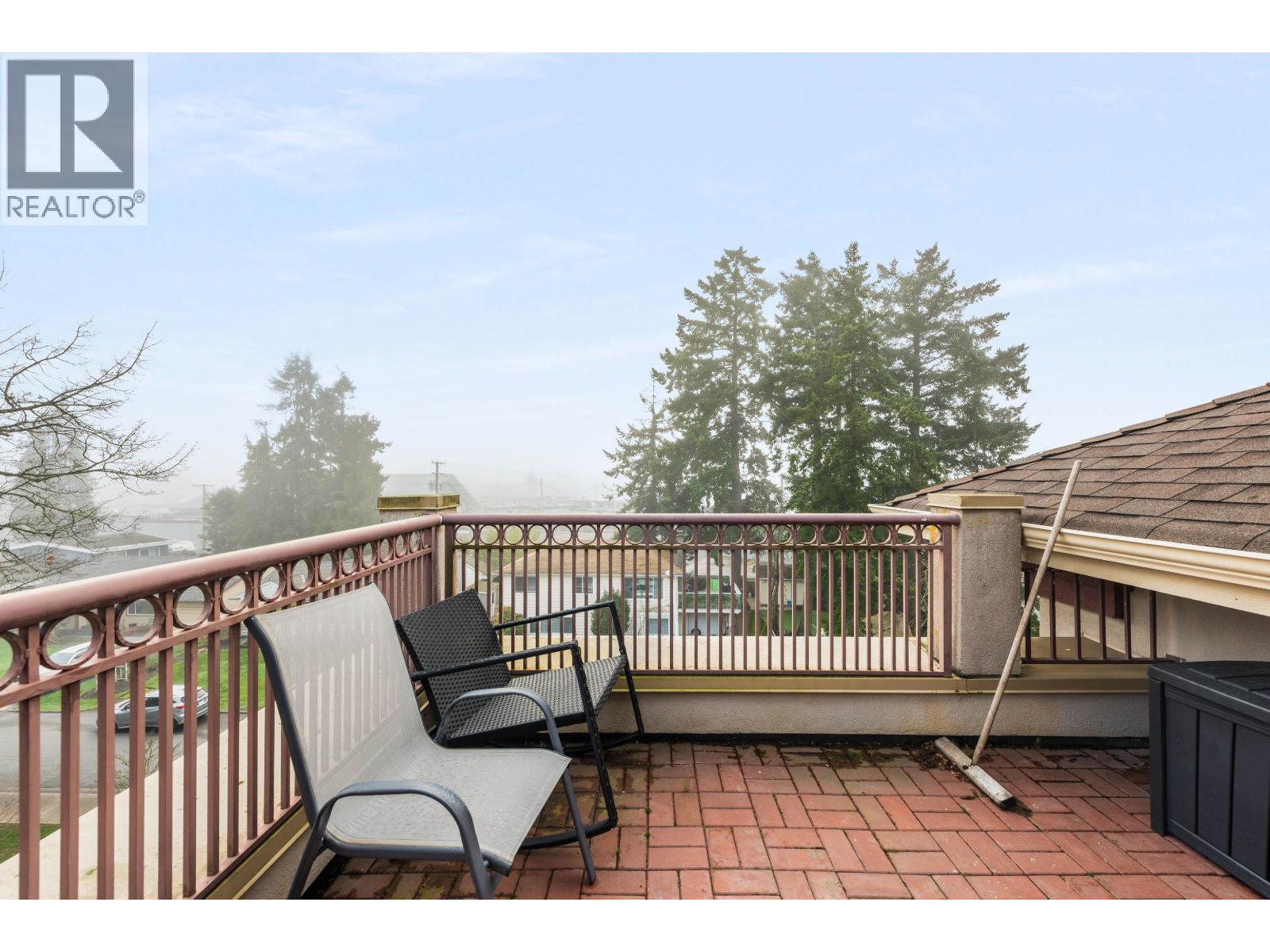 #402-1300 HUNTER Road, Delta