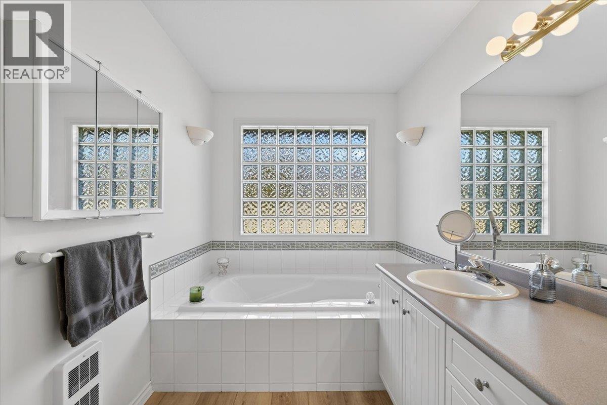 5385 GALLEON Place, Delta